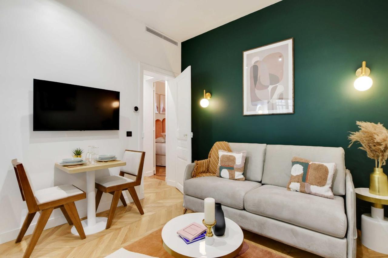 Chic Apartment - 1Br-4P - Facing The Louvre Paris Eksteriør billede