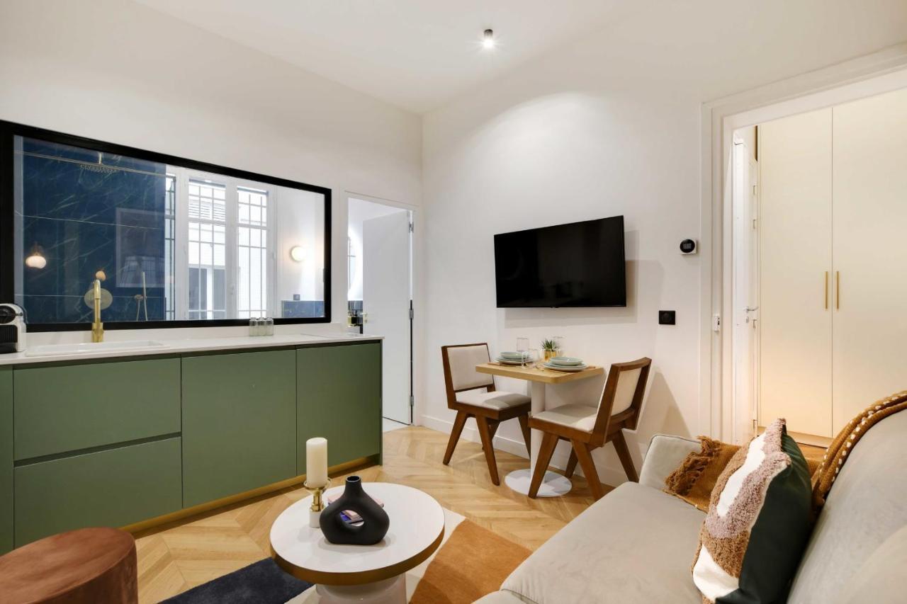 Chic Apartment - 1Br-4P - Facing The Louvre Paris Eksteriør billede